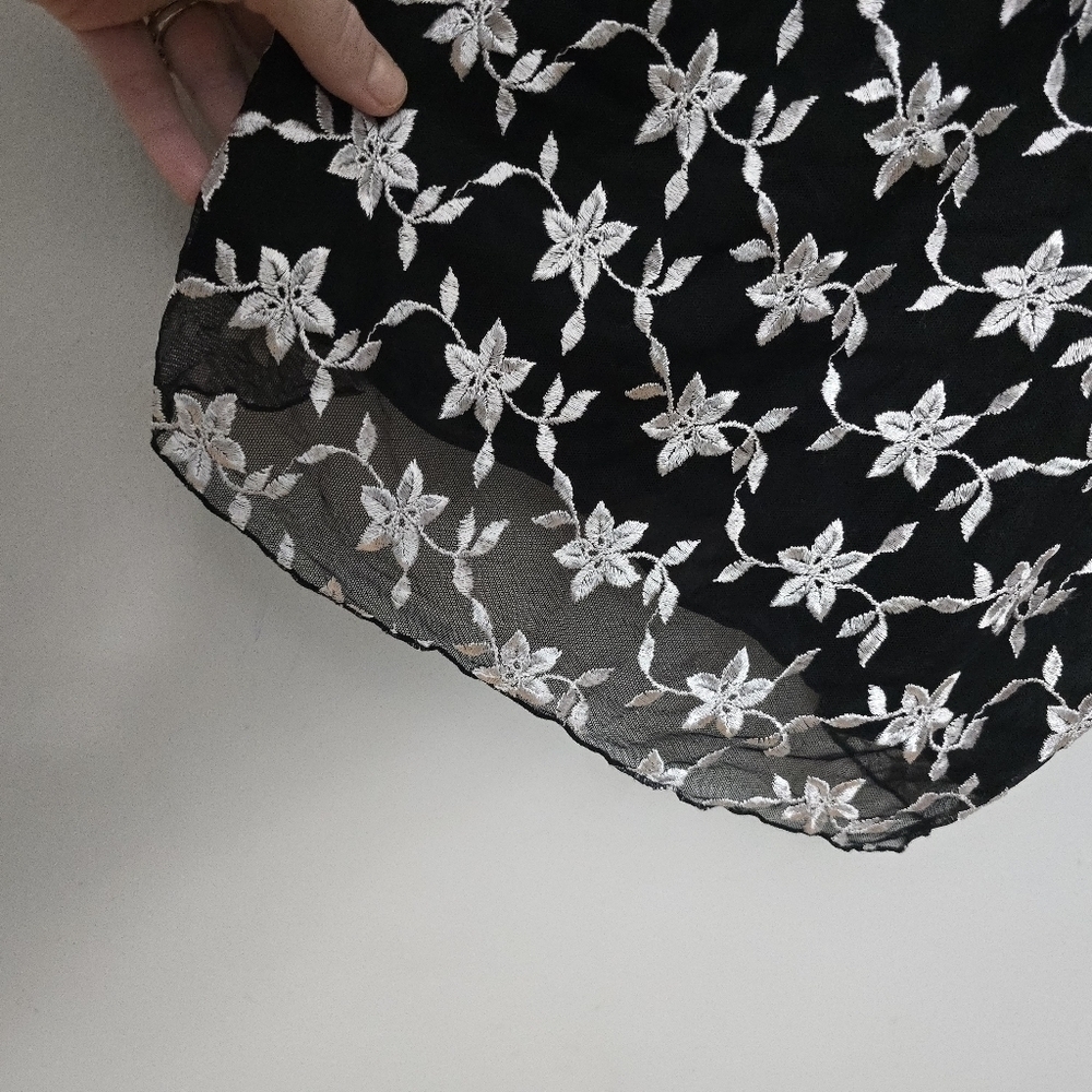 Cliche Vtg Womens Black Embroidered White Sheer Nightie Dress Sz L Sweetheart - Picture 4 of 9